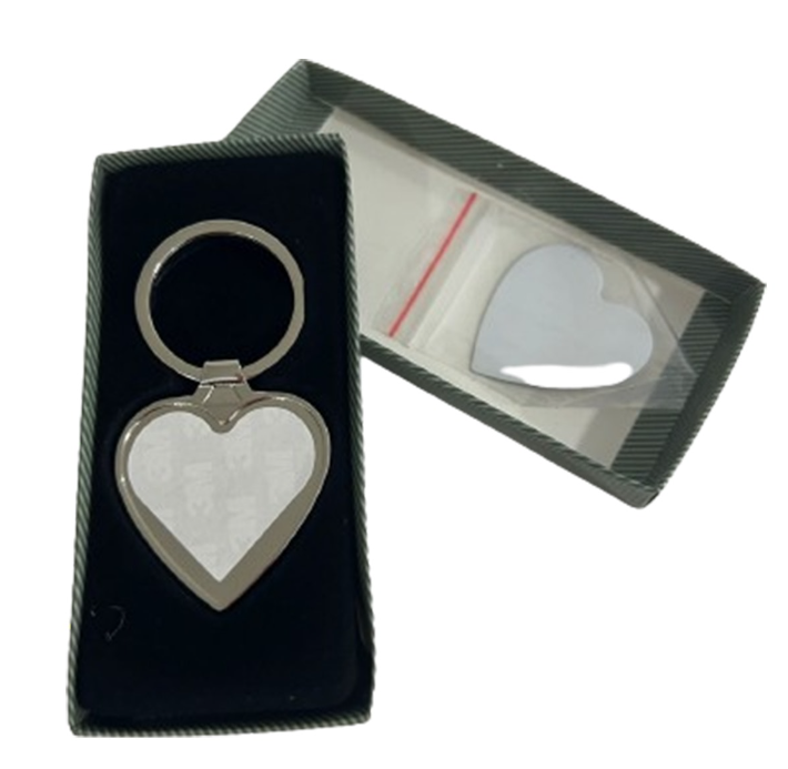 CHAVEIRO EM METAL- FORMATO CORAÇÃO