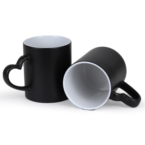 CANECA ALÇA CORAÇÃO MAGICA PRETA FOSCA