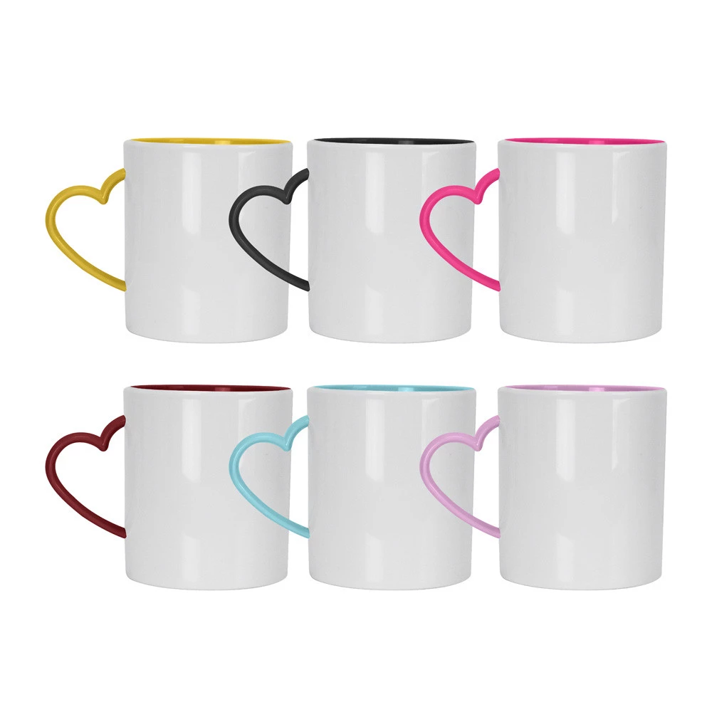 CANECA PLASTICA ALÇA CORAÇÃO  - ALÇA E INTERIOR COLORIDO